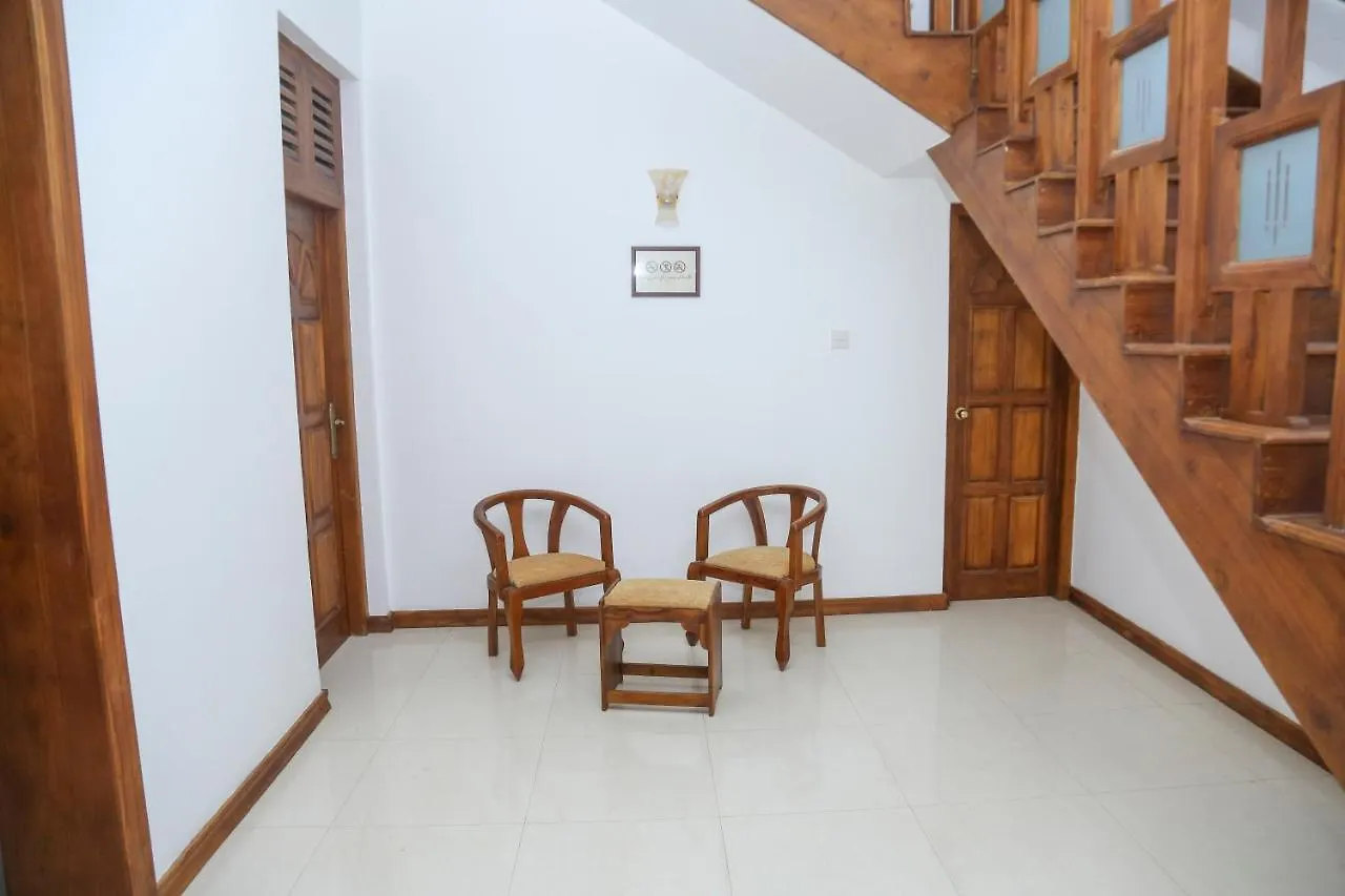 Kandyan Hills By Unique Hotels 3*, Kandy Sri Lanka