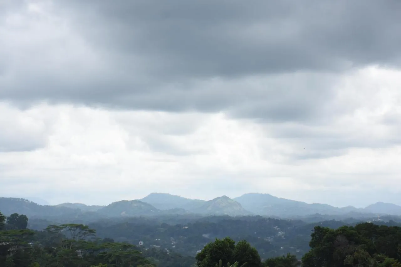Kandyan Hills By Unique Hotels 3*, Kandy Sri Lanka